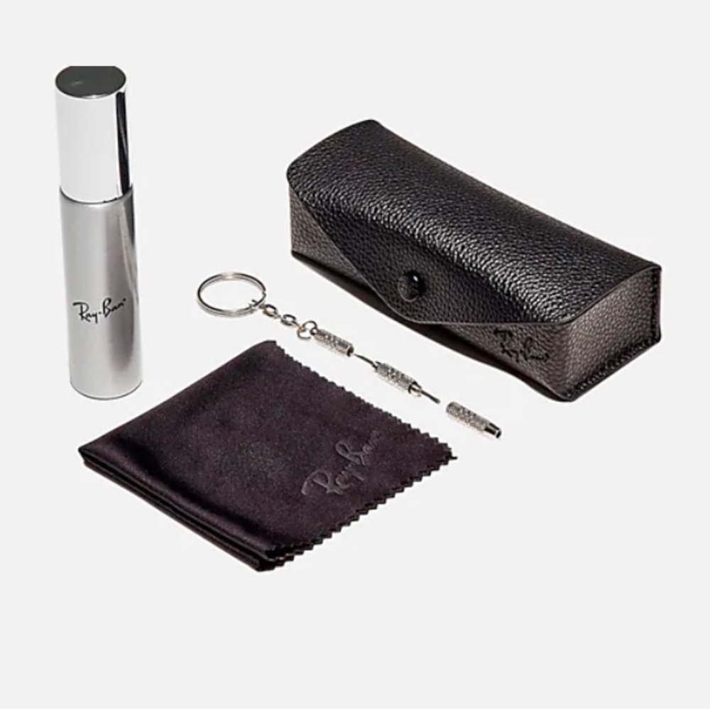 Ray-Ban Care Kit